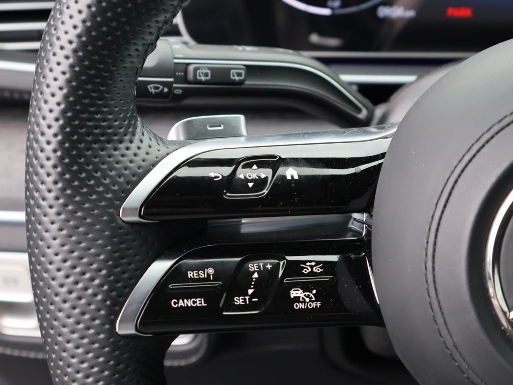 Used 2024 Mercedes-Benz GLS 580 4MATIC image 28