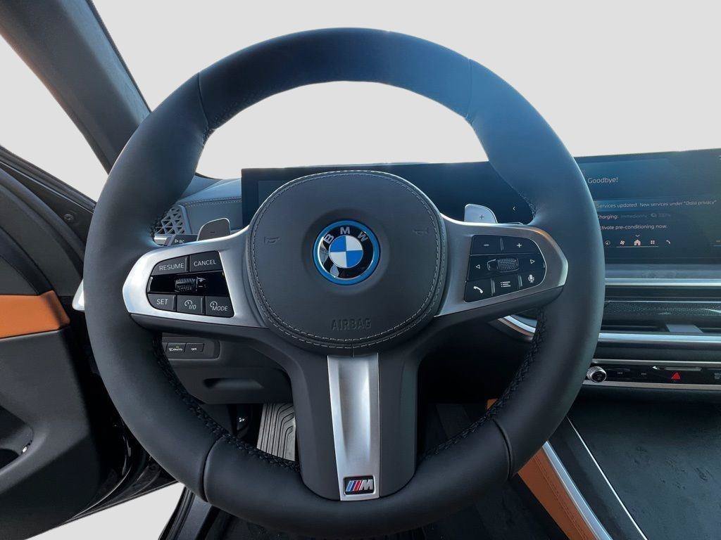 New 2026 BMW X5 xDrive50e w/ M Sport Package AWD/4WD image 15