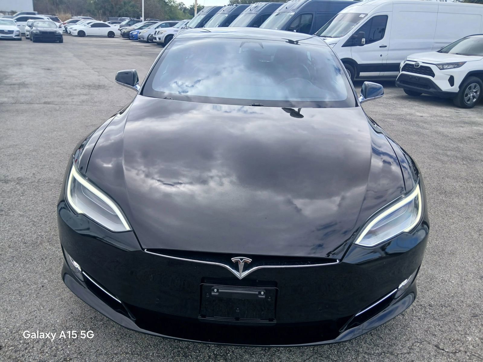 Used 2021 Tesla Model S Long Range Plus image 3