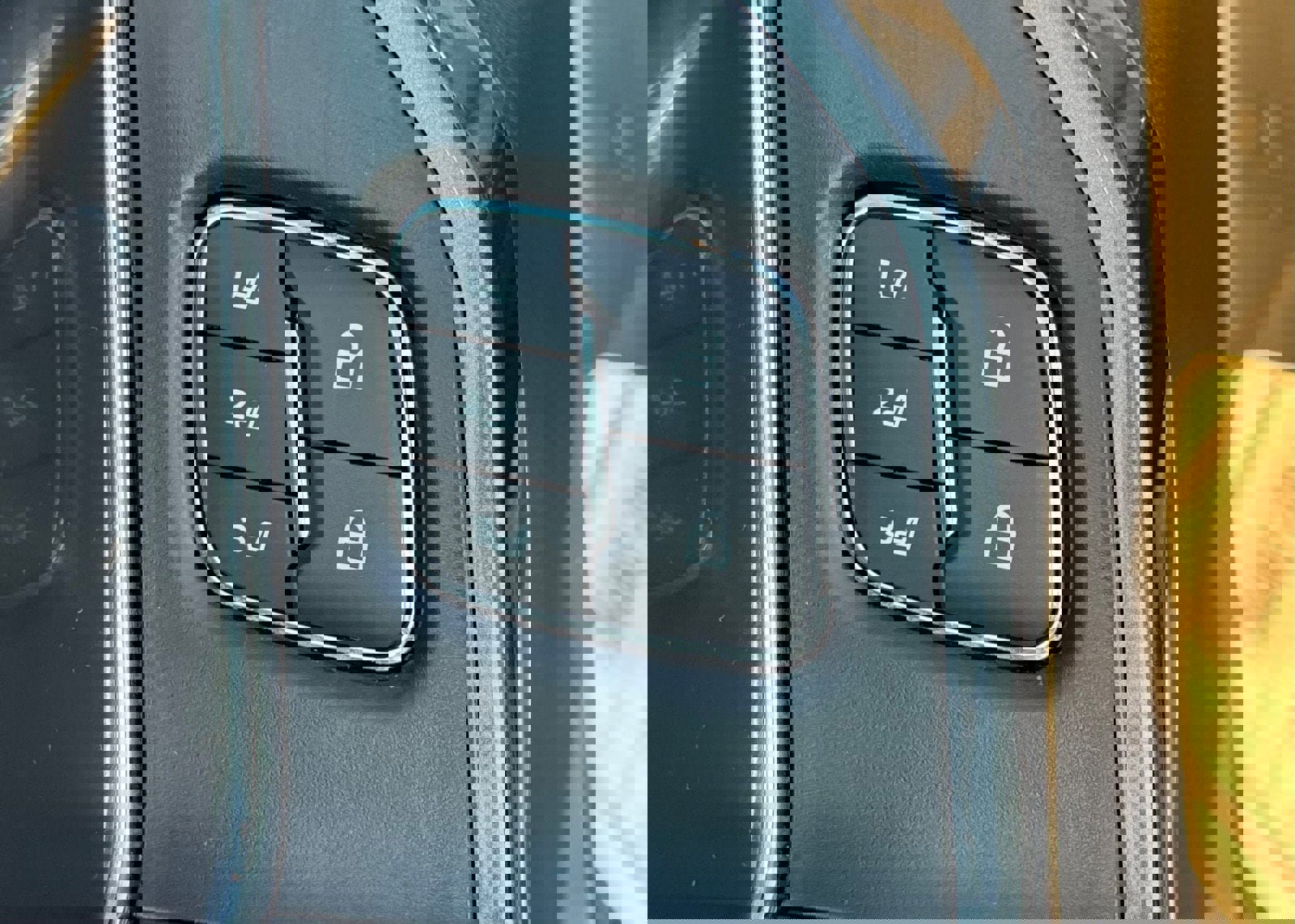 Certified 2022 Ford F150 Lariat w/ Equipment Group 502A High image 31