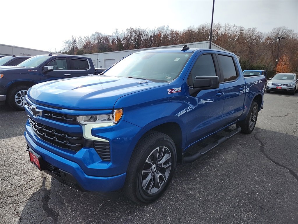 Used 2022 Chevrolet Silverado 1500 RST w/ Z71 Off-Road Package image 4