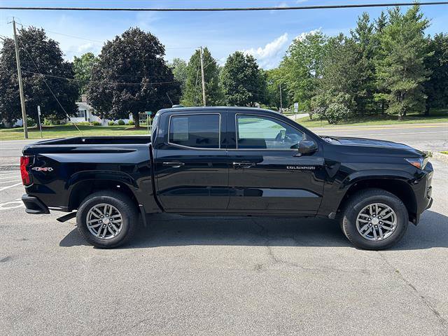 Certified 2024 Chevrolet Colorado LT w/ LT Convenience Package II AWD/4WD image 6