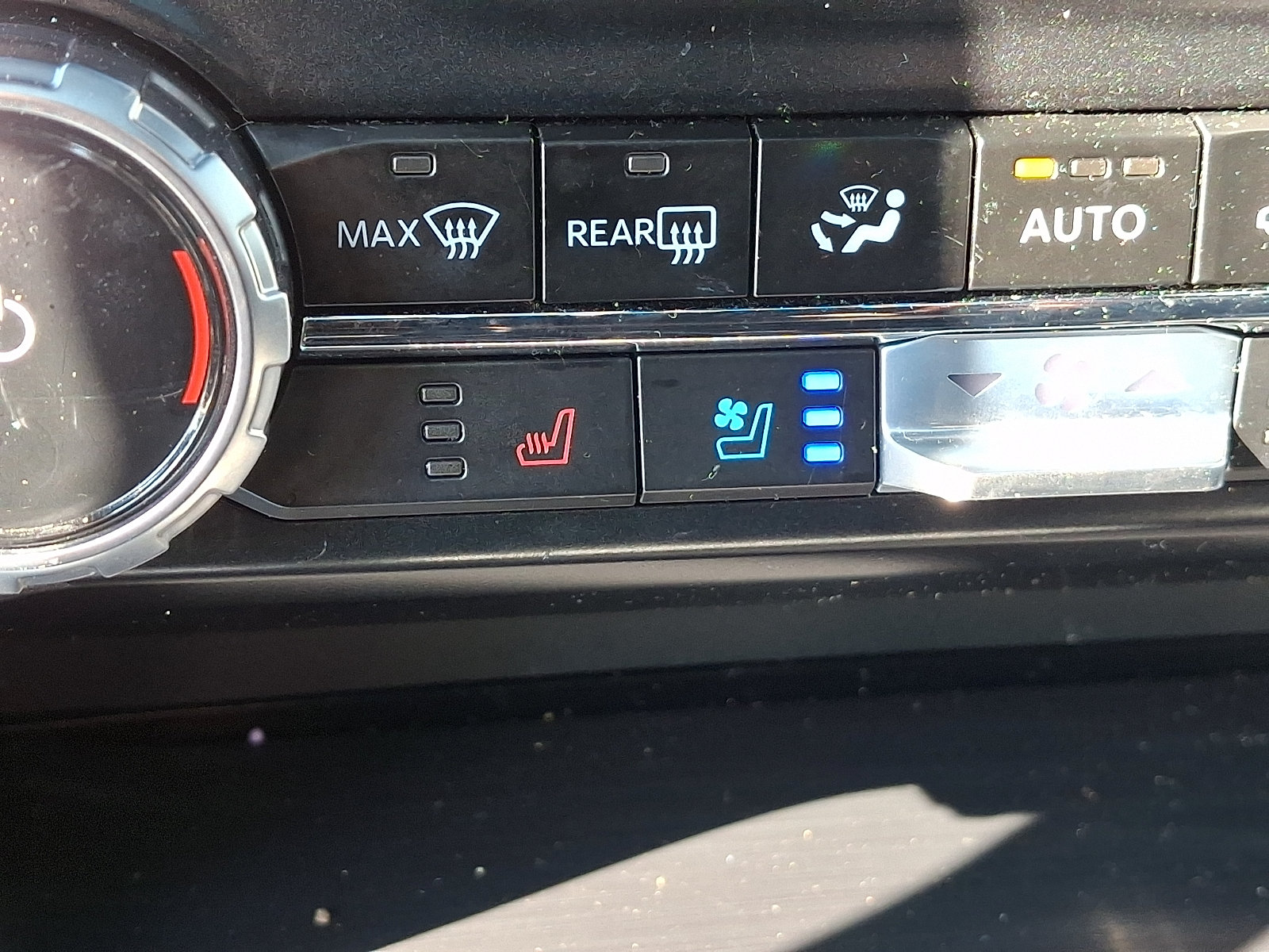 Certified 2023 Ford F150 Lariat w/ Equipment Group 502A High AWD/4WD image 25
