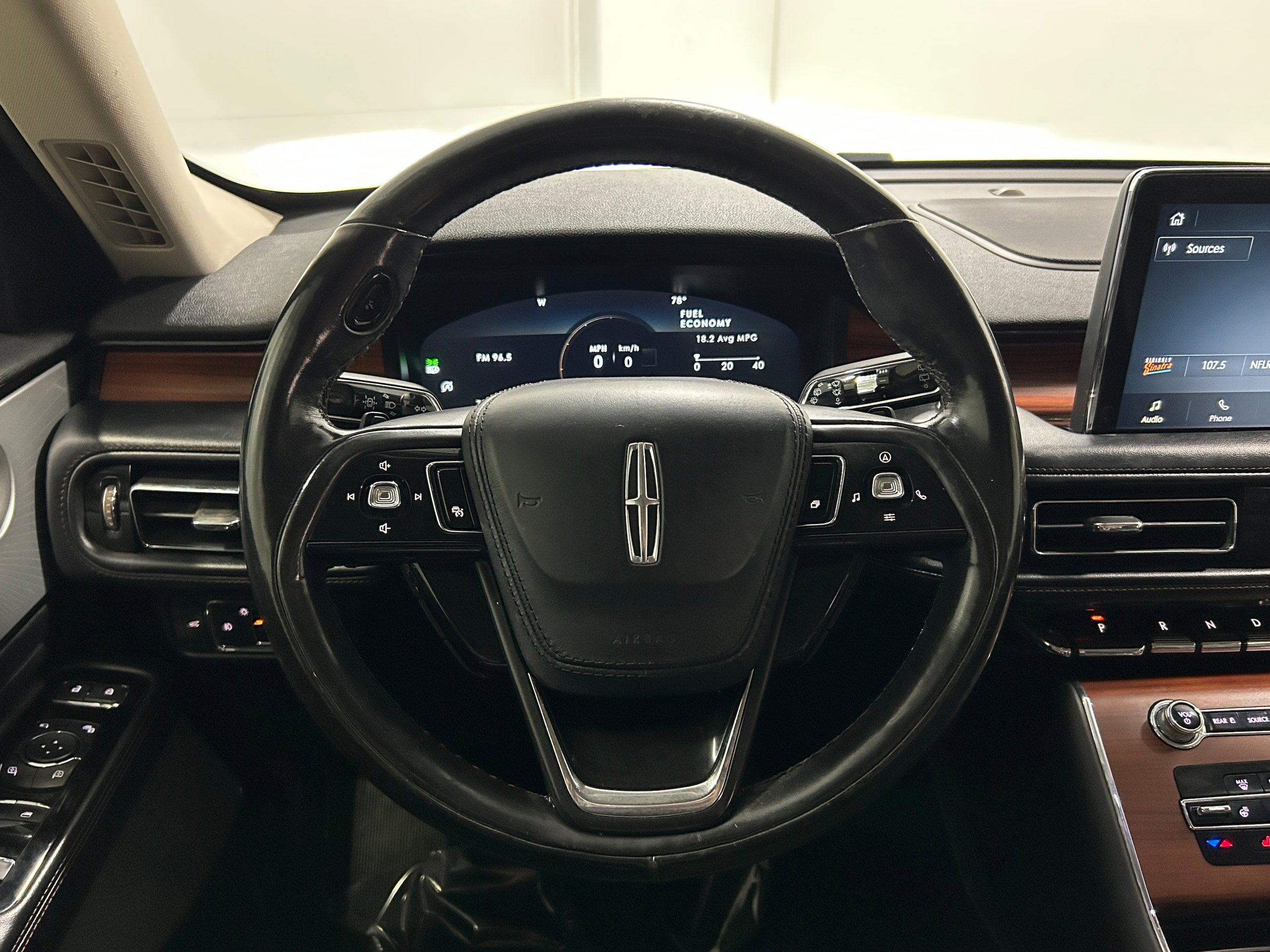 Used 2020 Lincoln Aviator Reserve w/ Equipment Group 201A AWD/4WD image 12