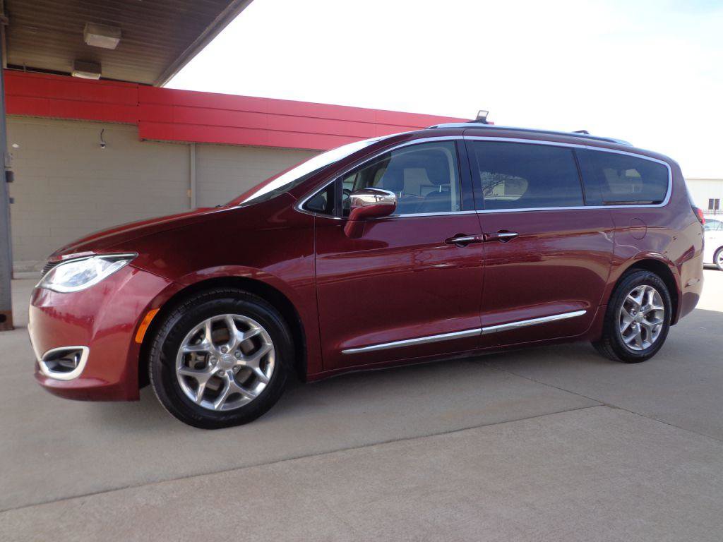 Used 2018 Chrysler Pacifica Limited