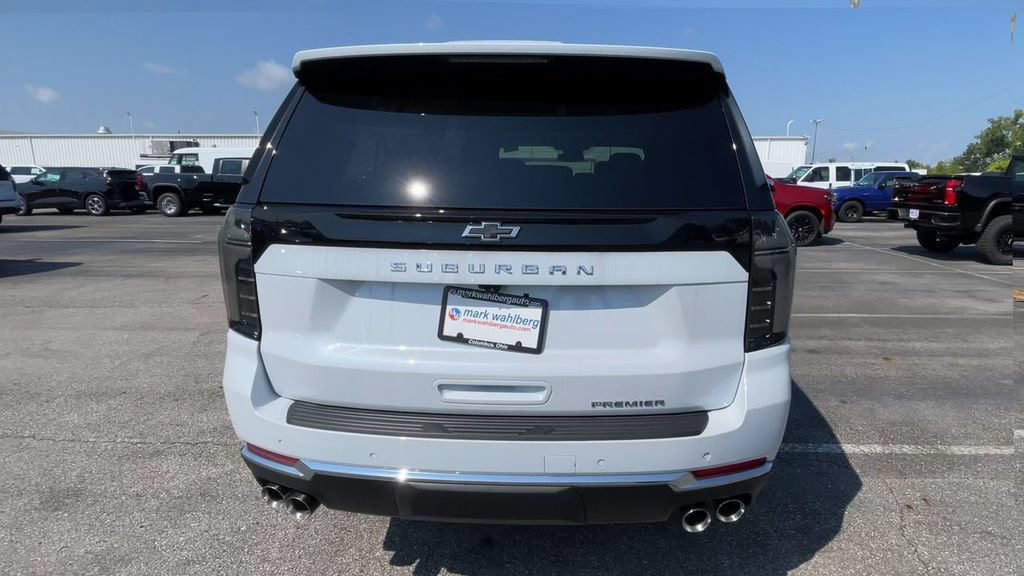 New 2026 Chevrolet Suburban Premier w/ Sun And Tow Package AWD/4WD image 9