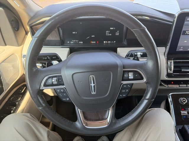Used 2020 Lincoln Navigator L Reserve w/ Luxury Package AWD/4WD image 20