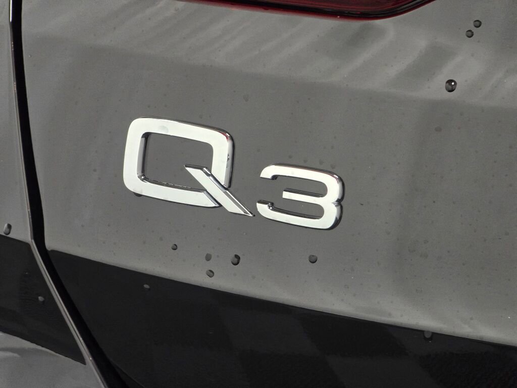 New 2025 Audi Q3 2.0T Premium Plus image 21