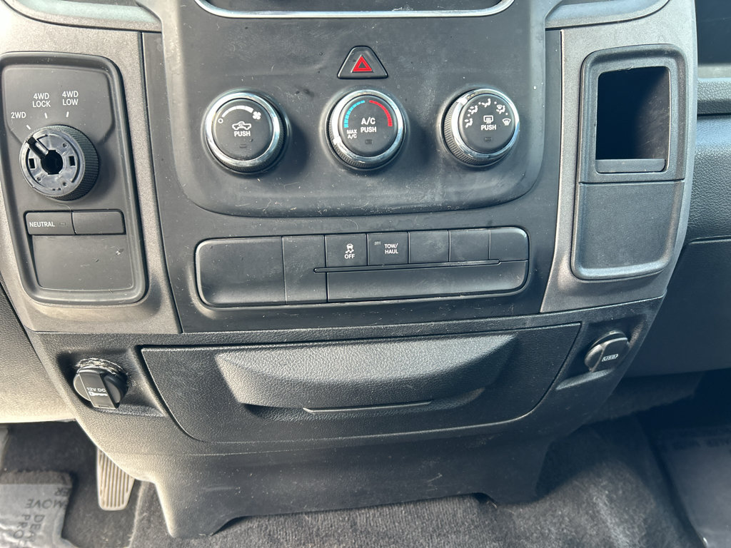 Used 2018 RAM 2500 Tradesman w/ Chrome Appearance Group AWD/4WD image 23