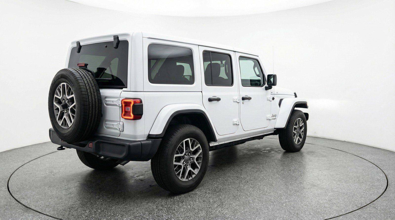Used 2025 Jeep Wrangler Sahara AWD/4WD image 9