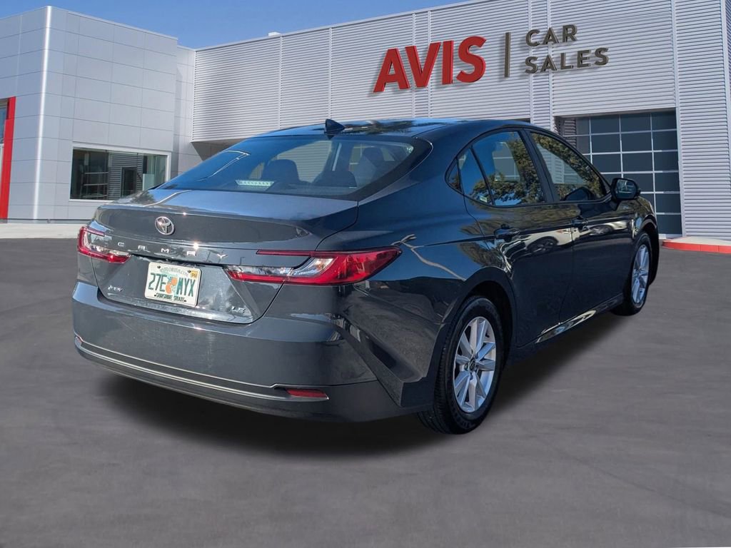Used 2025 Toyota Camry LE image 6