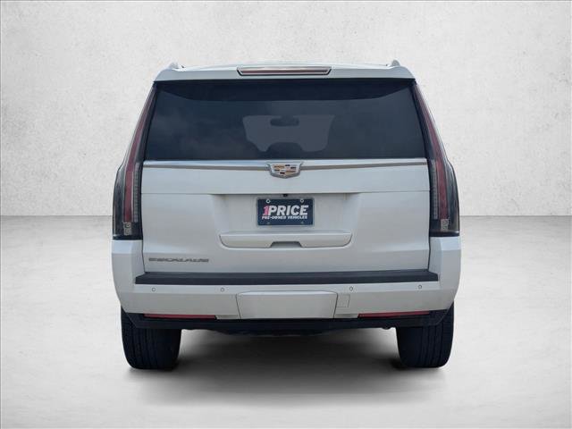 Used 2020 Cadillac Escalade 2WD image 6