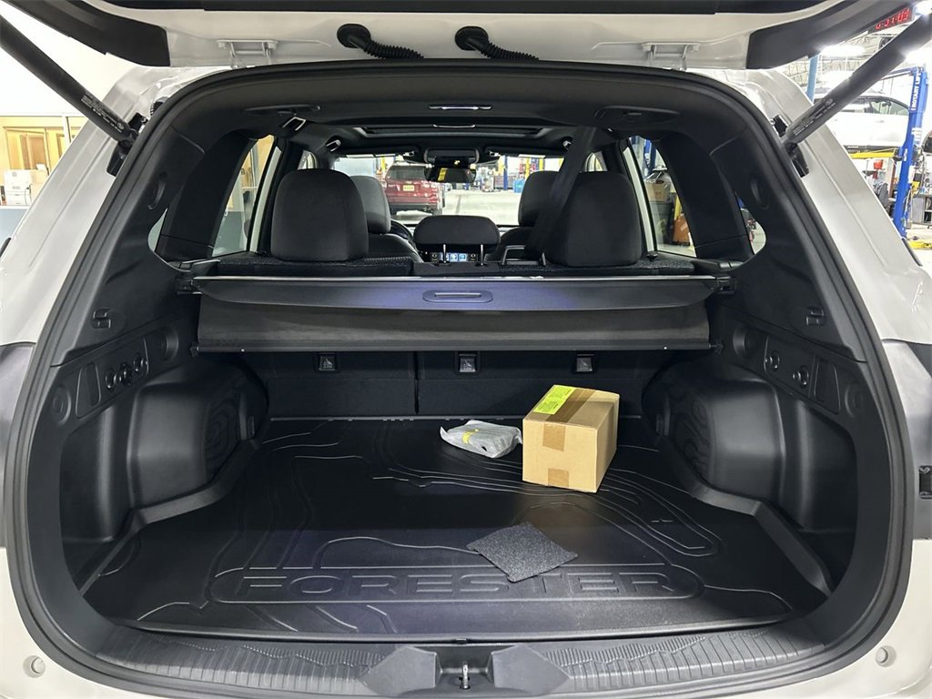 Certified 2025 Subaru Forester Premium image 27