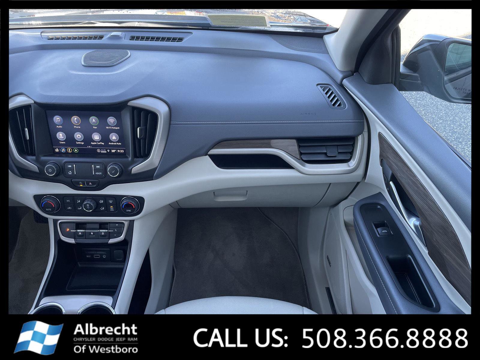 Used 2022 GMC Terrain Denali w/ Denali Premium Package image 23