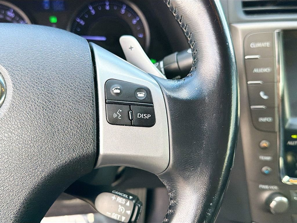 Used 2015 Lexus IS 250C w/ Luxury Package image 36