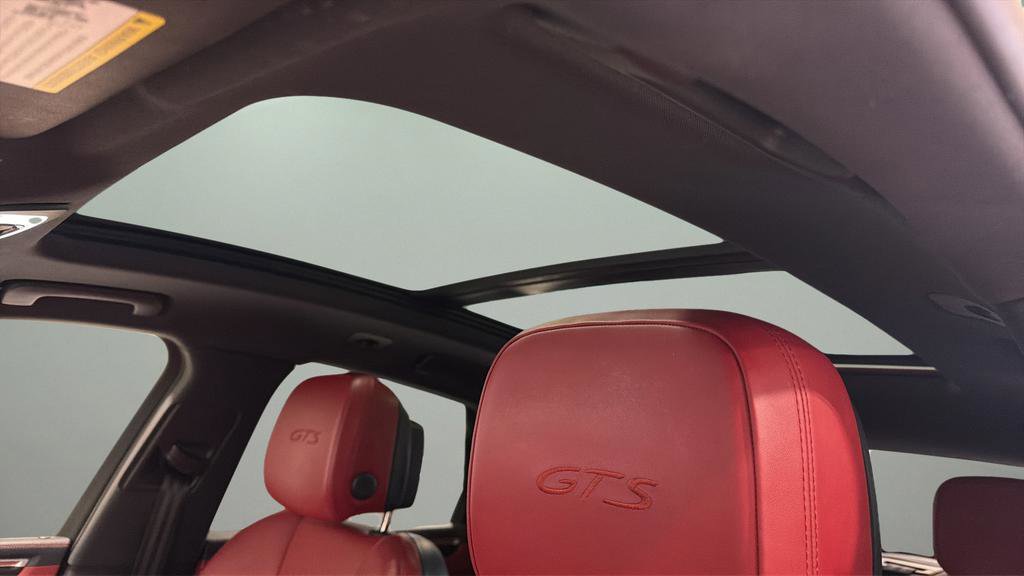 Used 2021 Porsche Macan GTS image 11