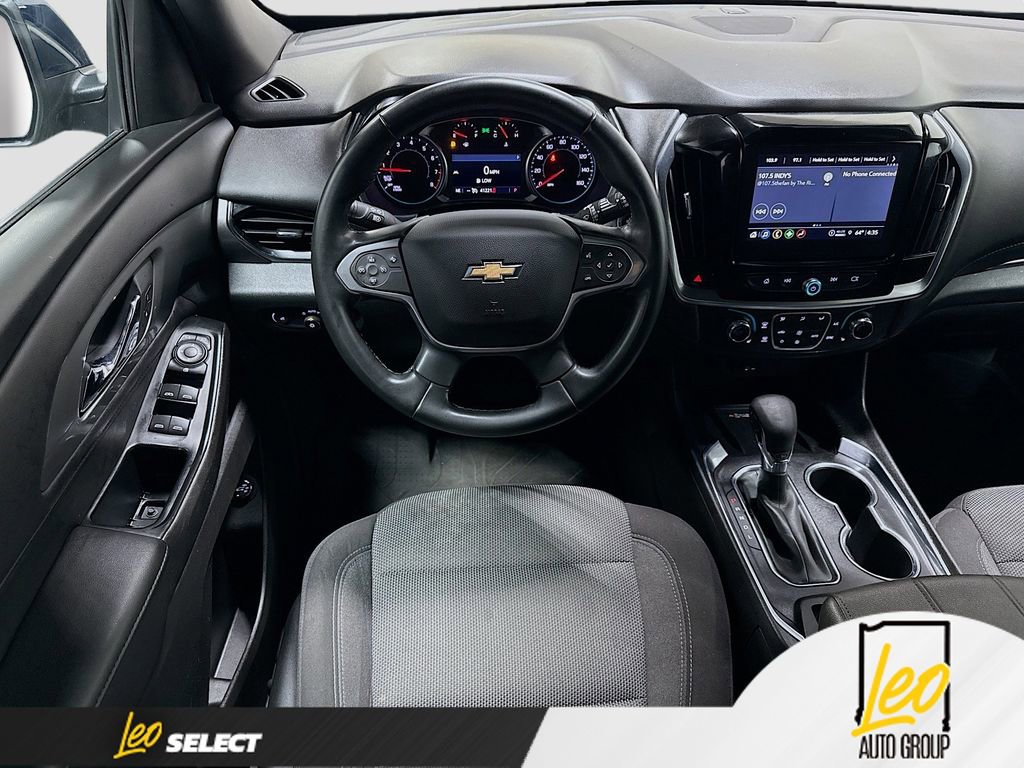 Used 2023 Chevrolet Traverse LT FWD image 21
