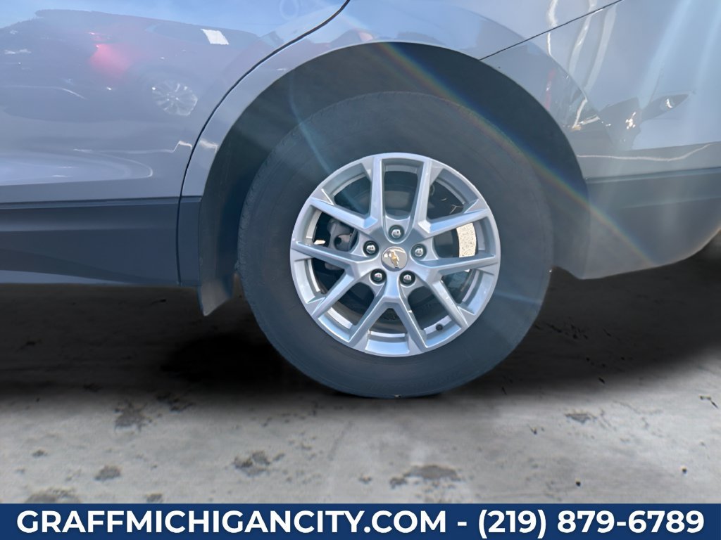Used 2024 Chevrolet Equinox LT AWD/4WD image 40