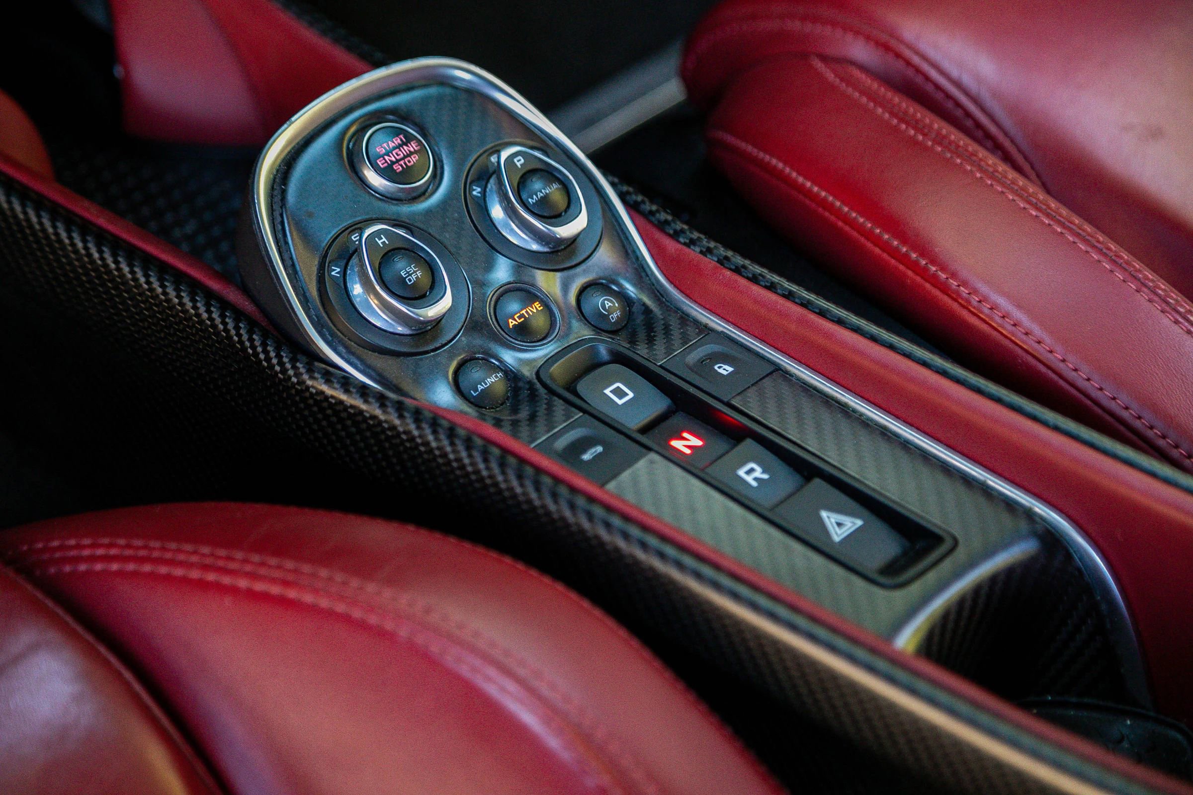 Used 2016 McLaren 570S Coupe image 22