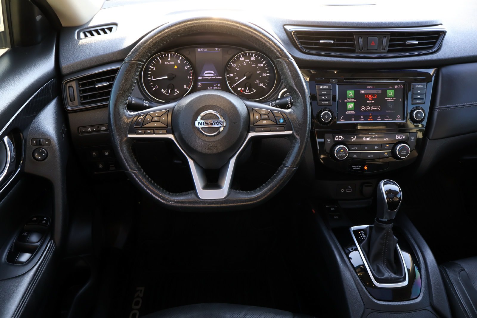 Used 2019 Nissan Rogue SL w/ Premium Package AWD/4WD image 16