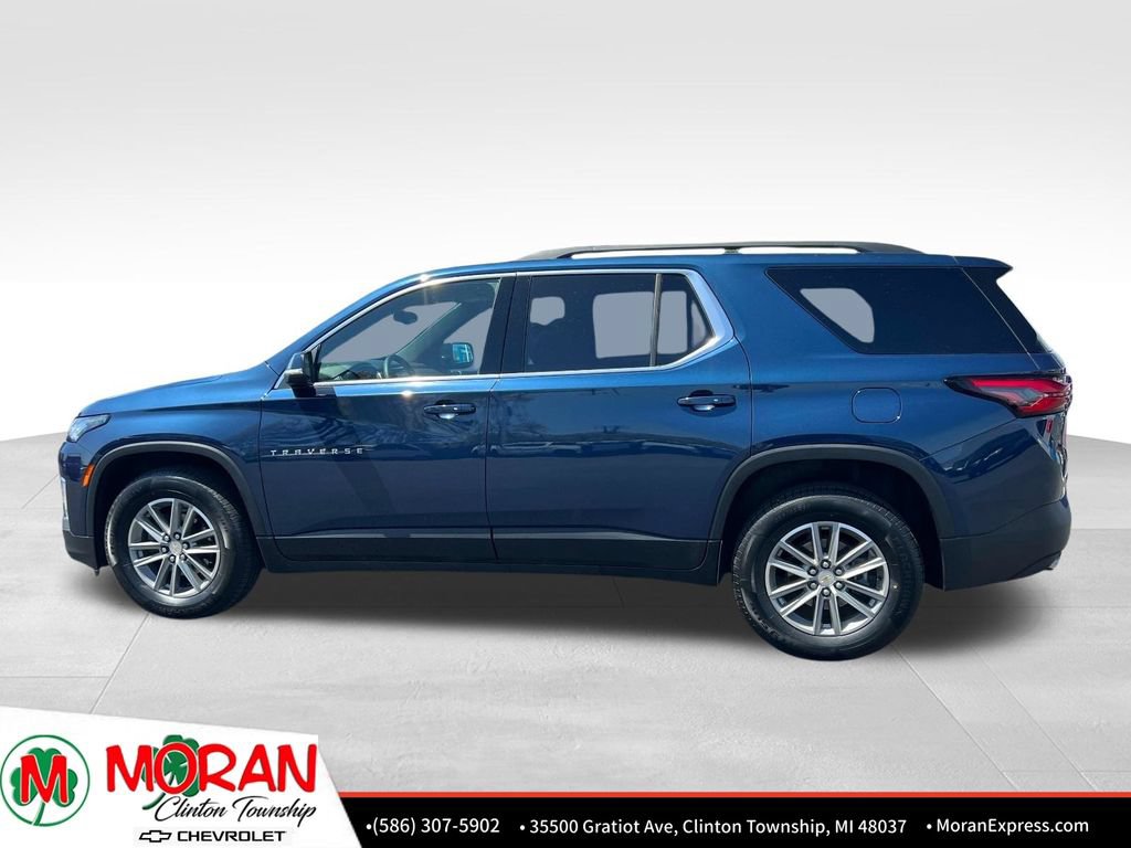 Certified 2023 Chevrolet Traverse LT FWD image 3