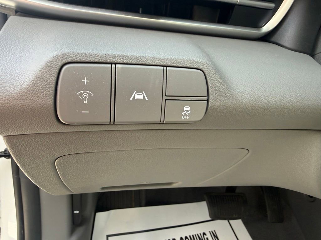 Used 2023 Hyundai Elantra SEL w/ Convenience Package image 14