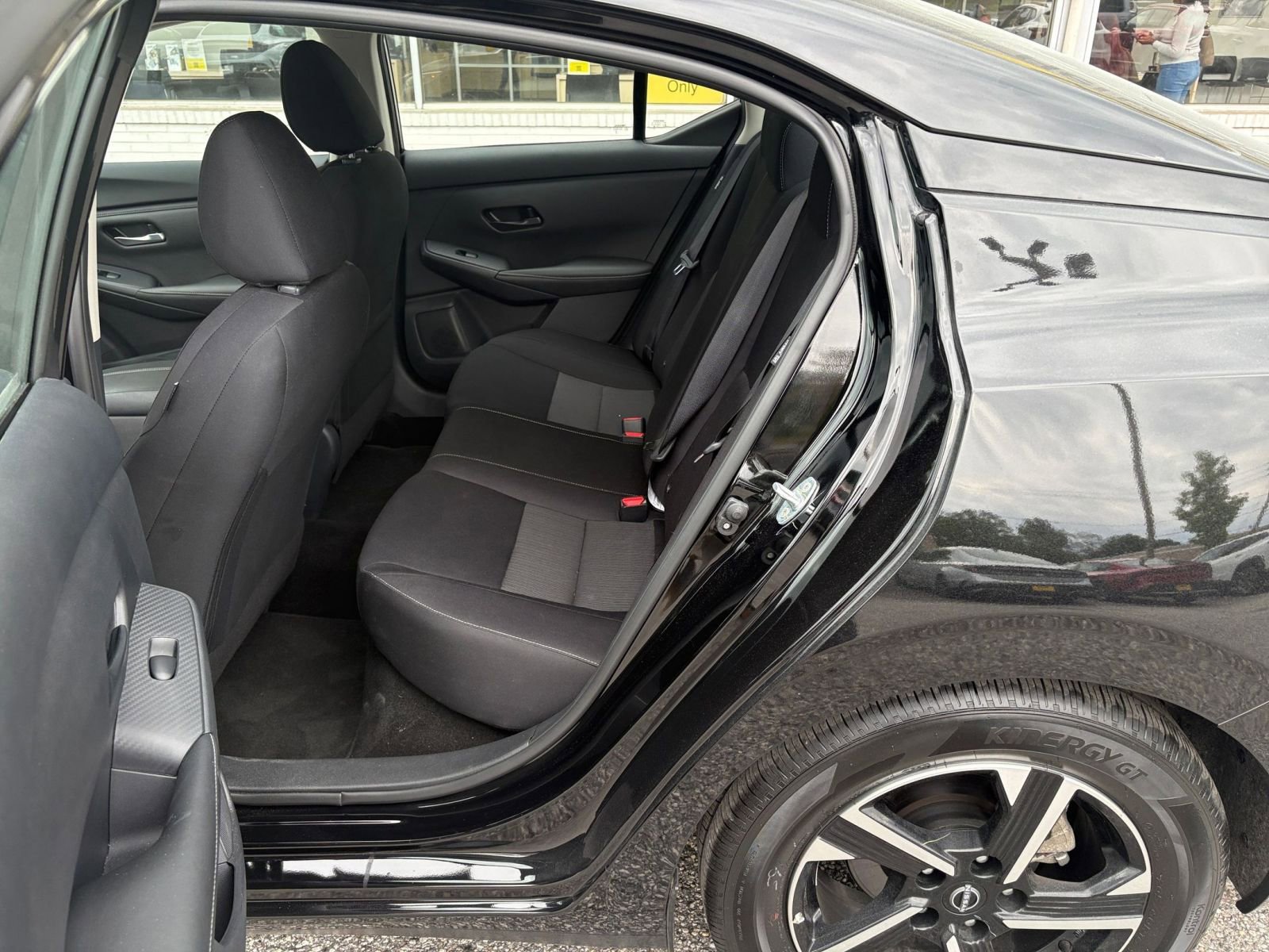 Used 2025 Nissan Sentra SV FWD image 23