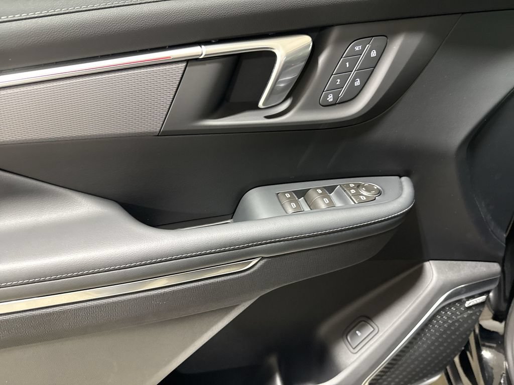 New 2026 Buick Enclave Sport Touring w/ Power Package AWD/4WD image 21