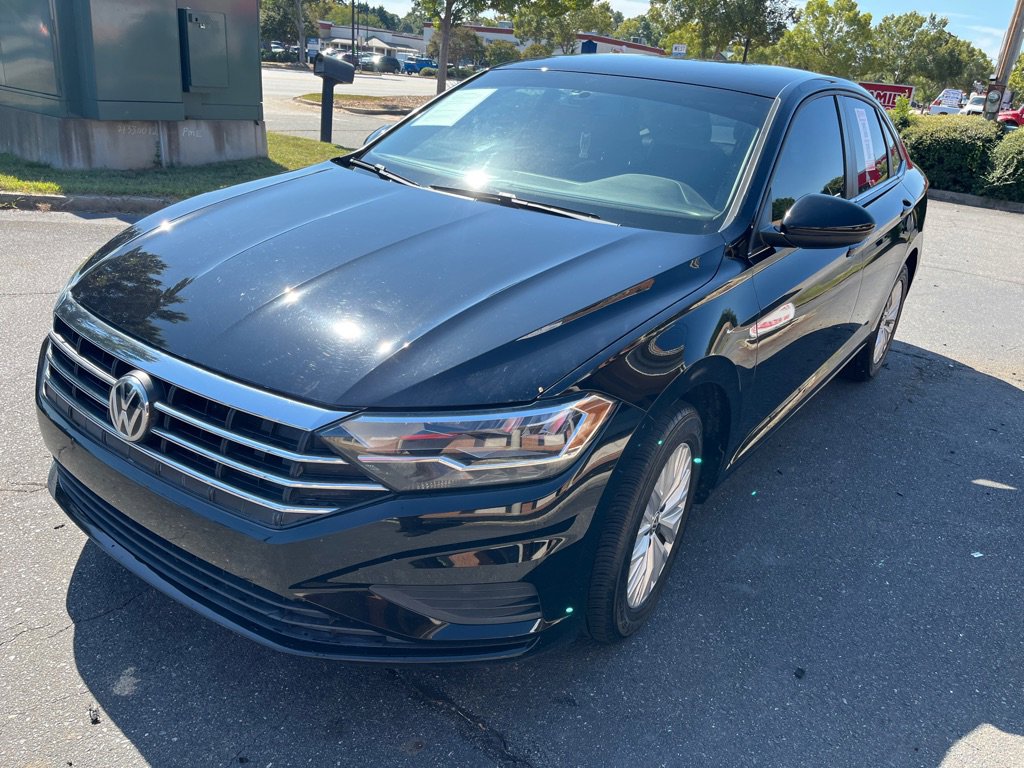 Used 2019 Volkswagen Jetta S image 1