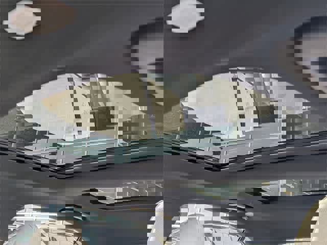 Used 2023 Mercedes-Benz C 300 4MATIC Sedan w/ Exclusive Trim Package image 18