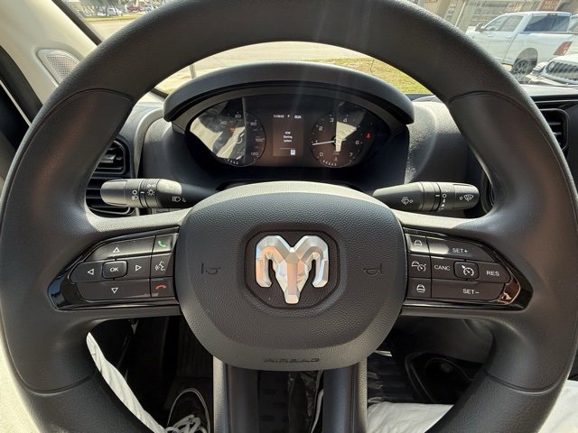 Used 2025 RAM ProMaster 2500 w/ Convenience Group image 15