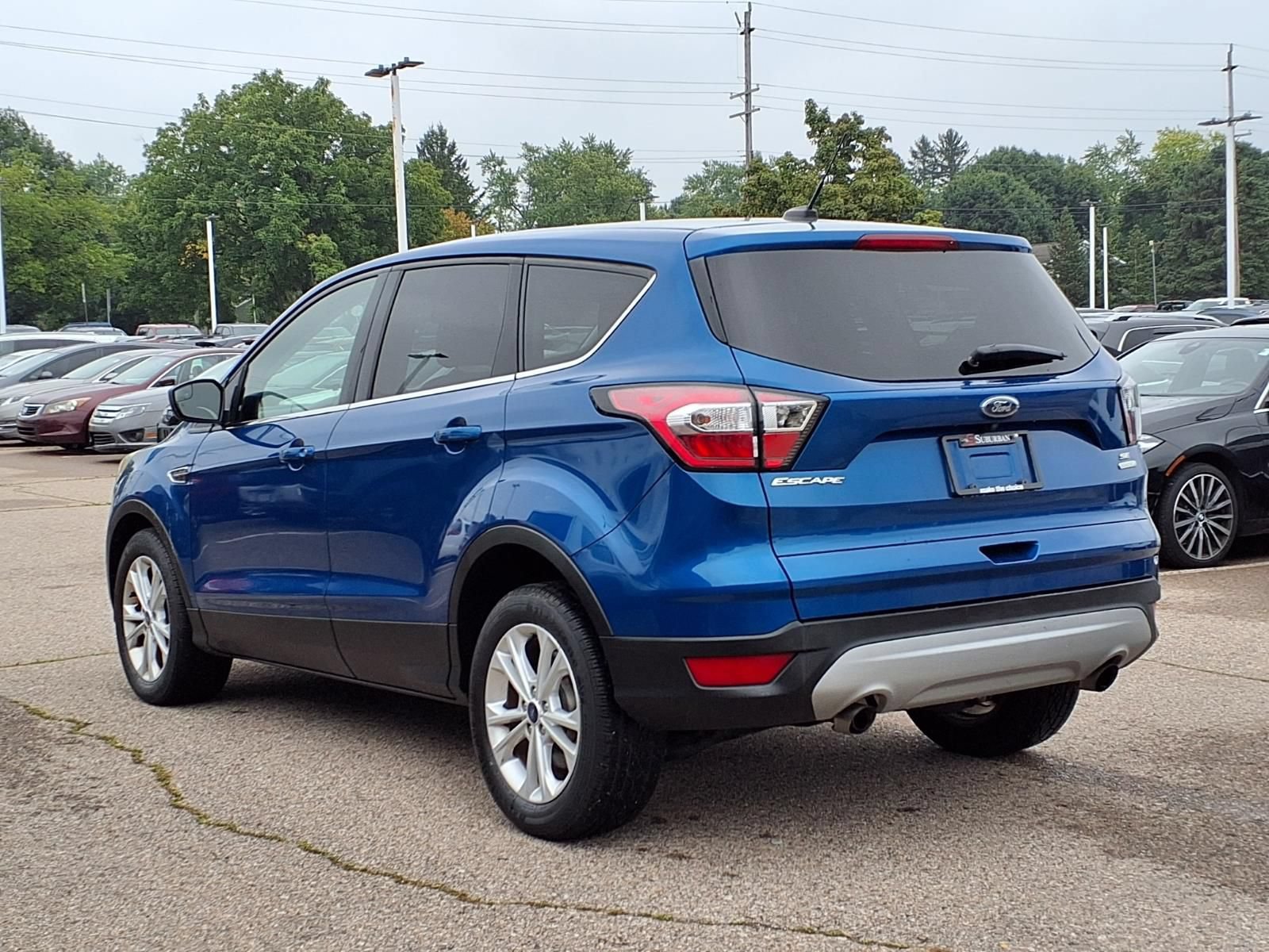 Used 2017 Ford Escape SE w/ SE Cold Weather Package FWD image 7