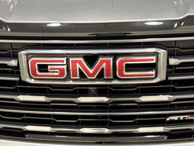 New 2026 GMC Yukon XL AT4 w/ LPO, Floor Liner Package AWD/4WD image 32