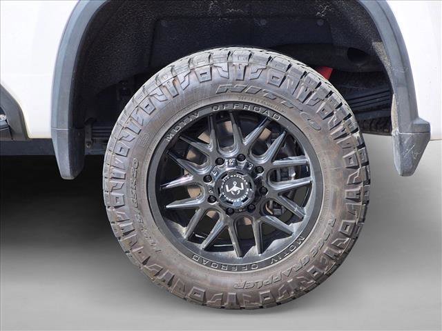 Used 2021 Chevrolet Silverado 2500 High Country w/ Z71 Off-Road Package AWD/4WD image 6