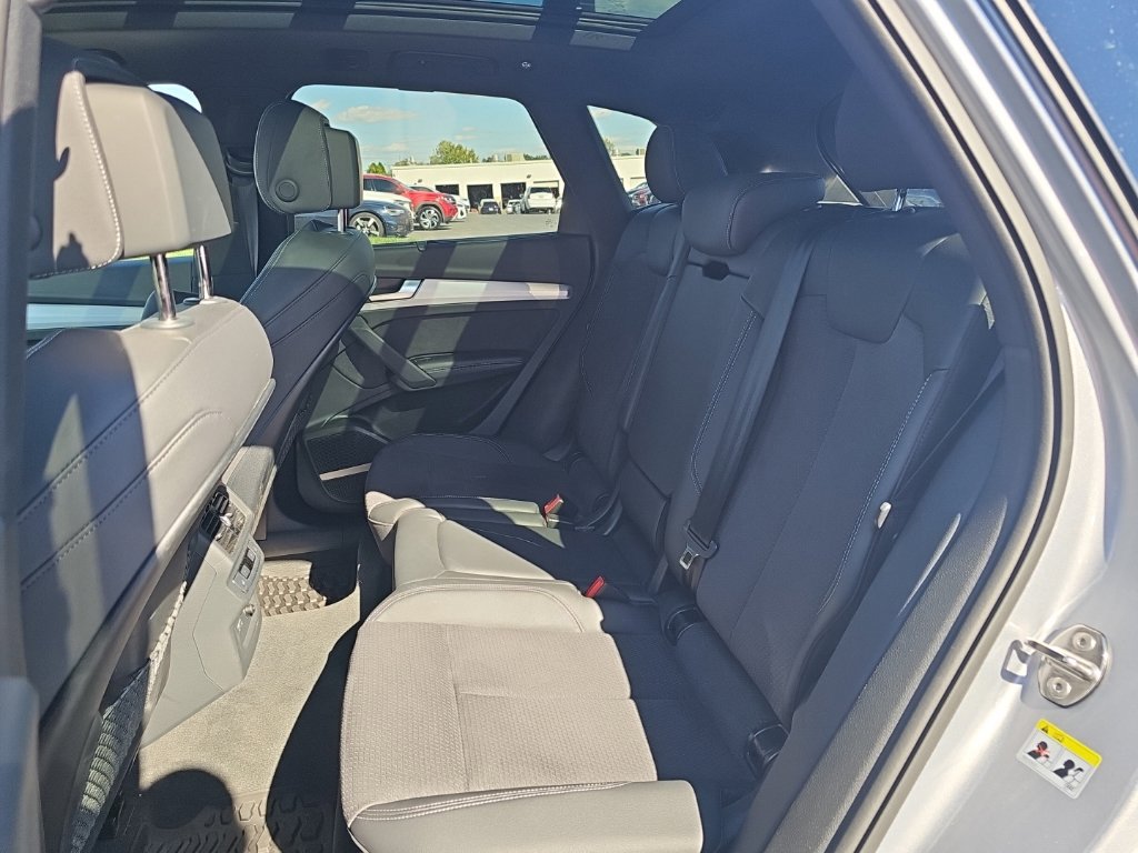 Certified 2023 Audi Q5 e Prestige w/ Prestige Package AWD/4WD image 12