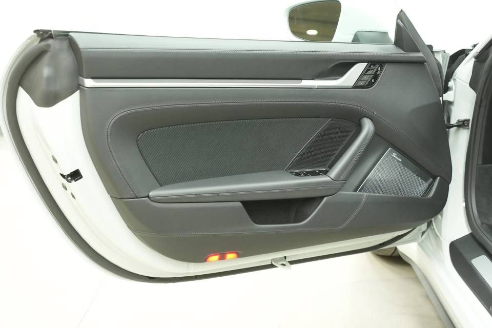 Certified 2021 Porsche 911 Turbo S AWD/4WD image 26