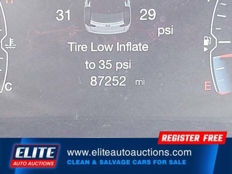 Used 2018 Jeep Compass Limited w/ Navigation Group FWD image 30