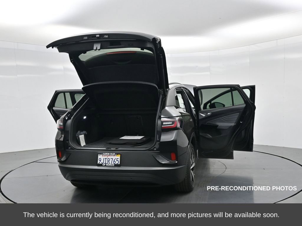 Used 2023 Volkswagen ID.4 Pro S image 39