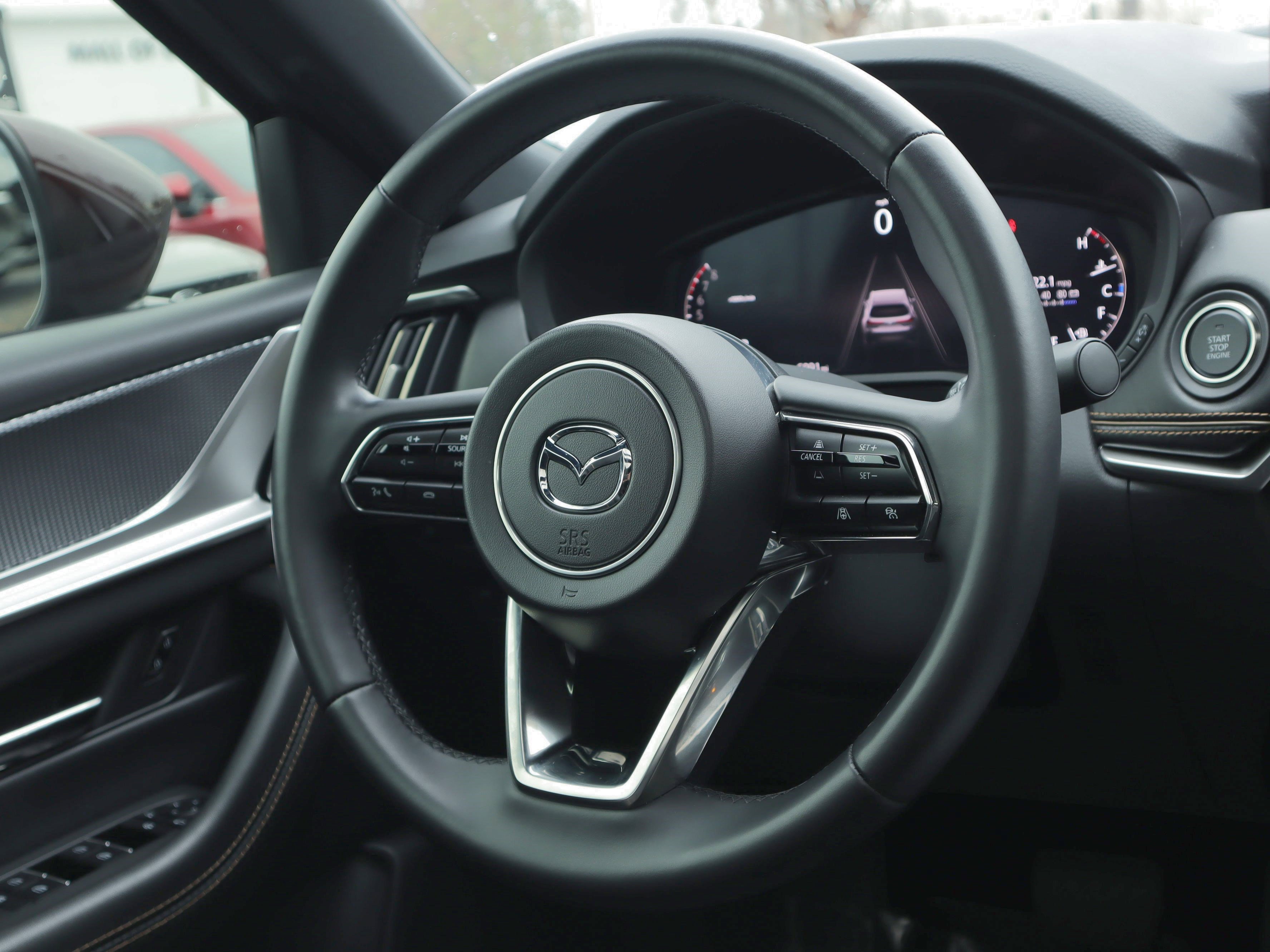 Certified 2025 MAZDA CX-90 3.3 Turbo w/ Premium Plus Pkg image 17