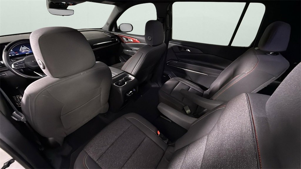 Used 2024 Chevrolet Traverse Z71 w/ Enhanced Driving Package image 29