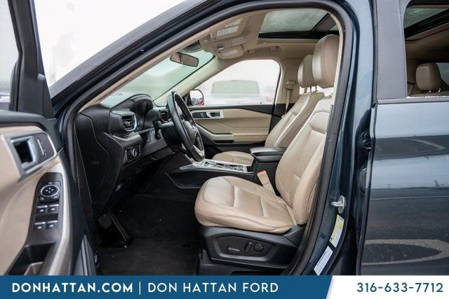 Used 2023 Ford Explorer XLT w/ Equipment Group 202A image 5