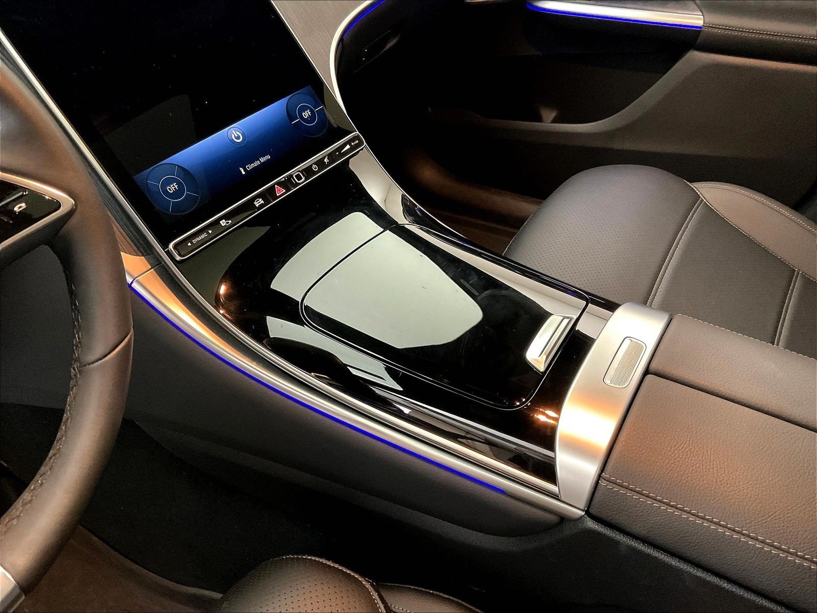 Certified 2026 Mercedes-Benz GLC 300 4MATIC image 18