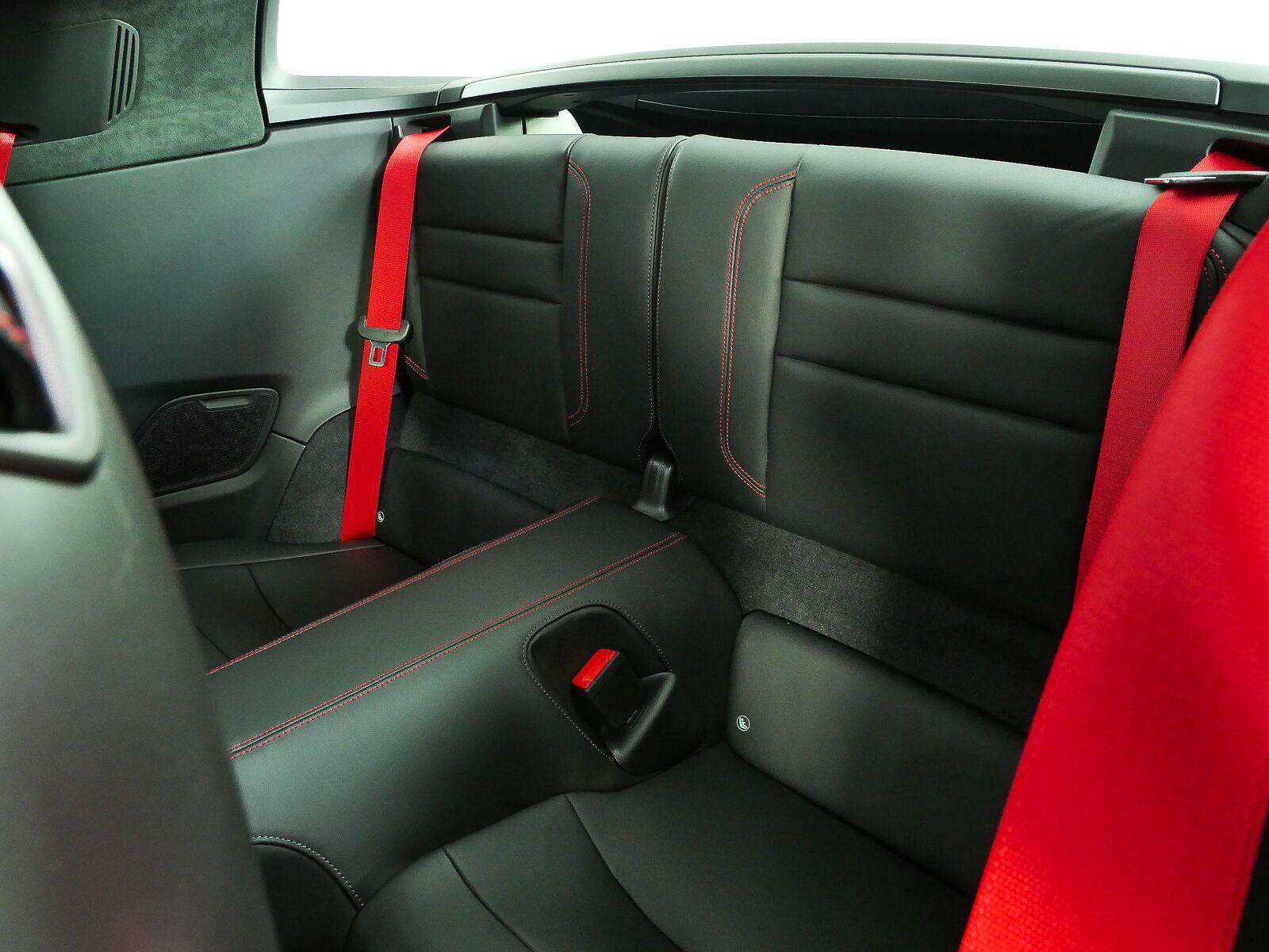 Certified 2026 Porsche 911 Targa 4 GTS AWD/4WD image 18
