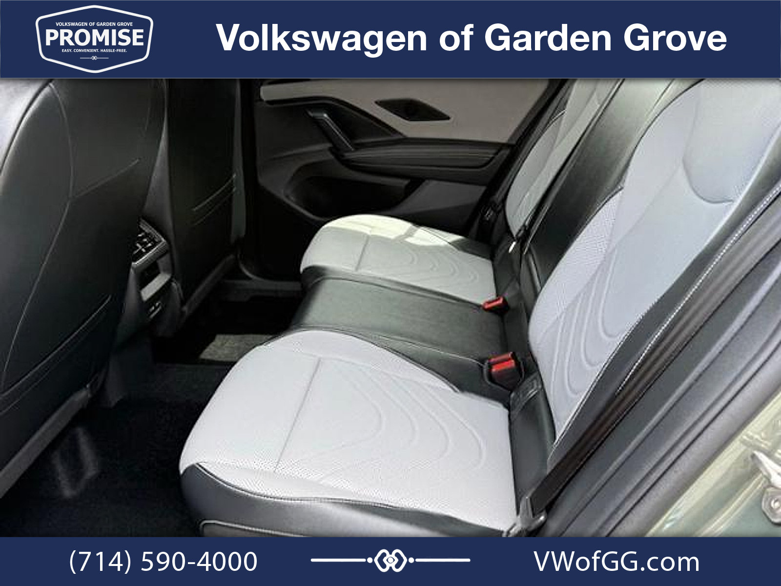 New 2026 Volkswagen Tiguan SE R-Line FWD image 24