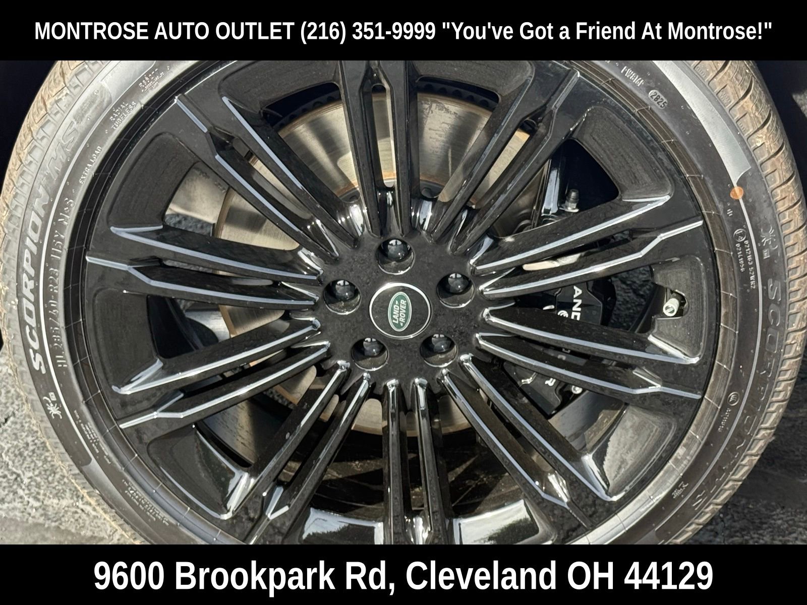 New 2025 Land Rover Range Rover SE image 10