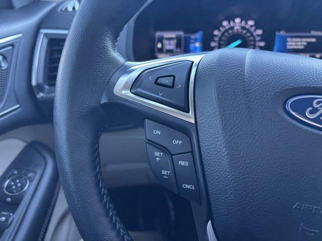 Used 2022 Ford Edge Titanium image 15