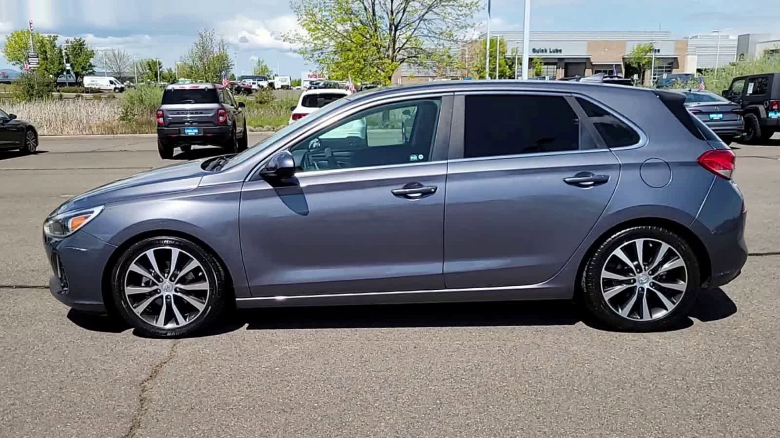 Used 2018 Hyundai Elantra GT FWD image 5