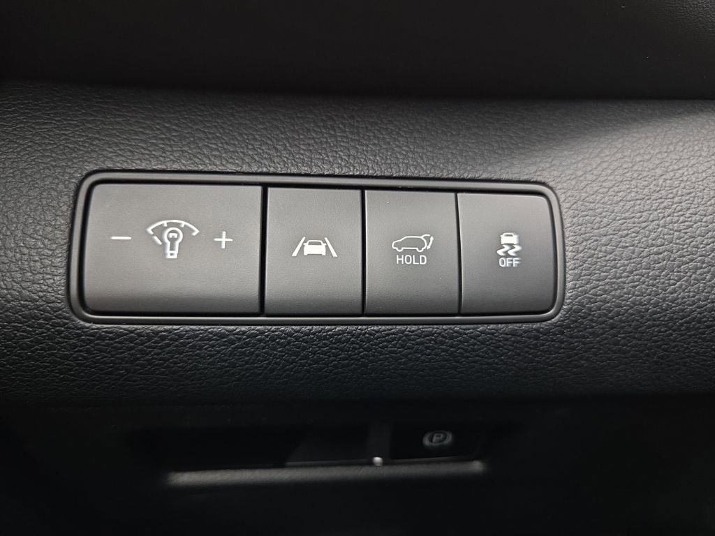 Used 2023 Hyundai Santa Fe SEL image 36