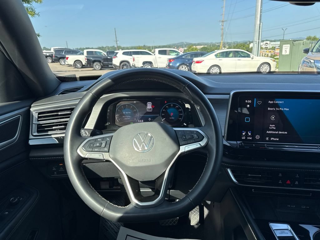 Used 2024 Volkswagen Atlas Cross Sport SE AWD/4WD image 18