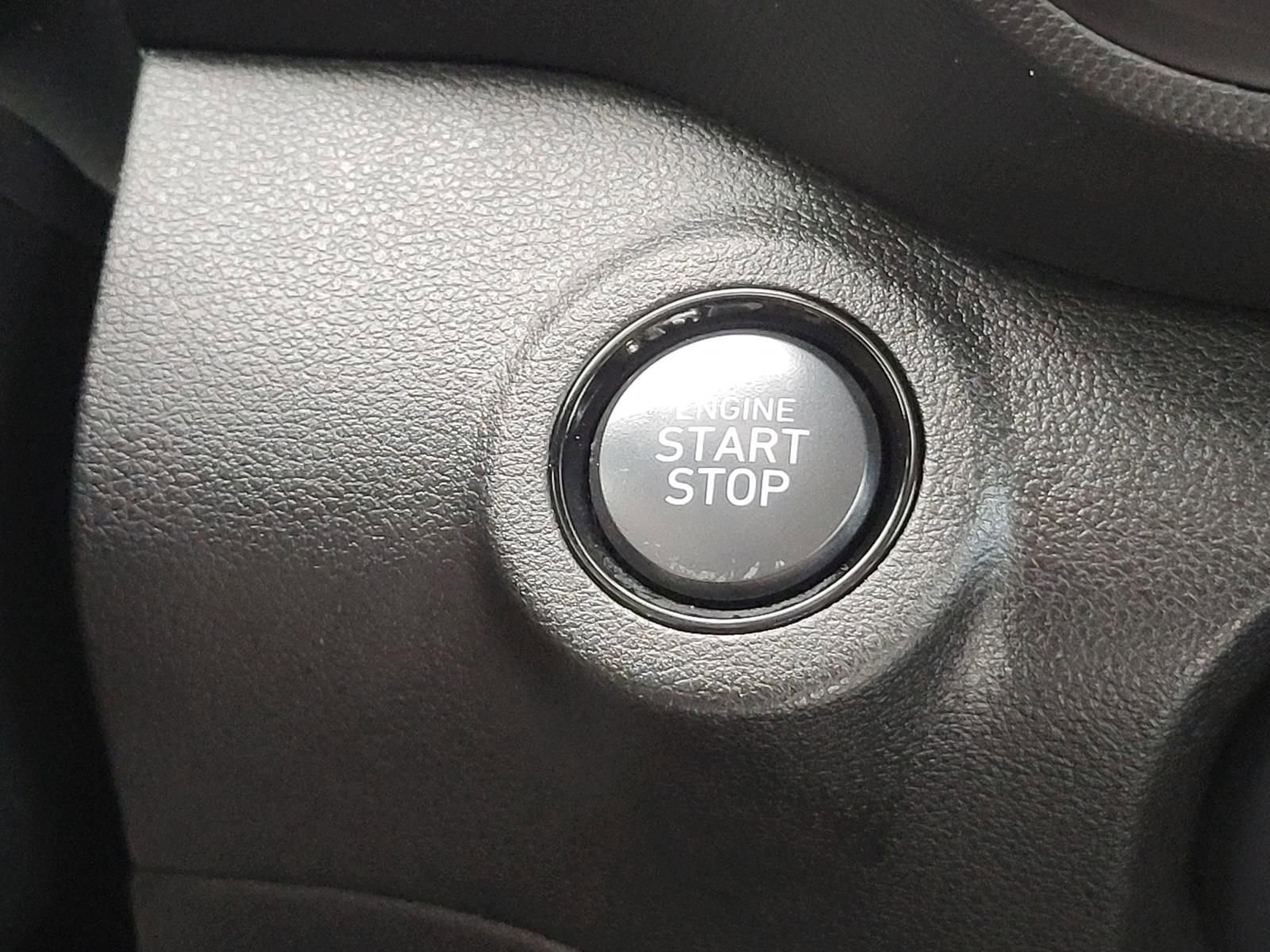 Certified 2024 Hyundai Venue Limited FWD image 25